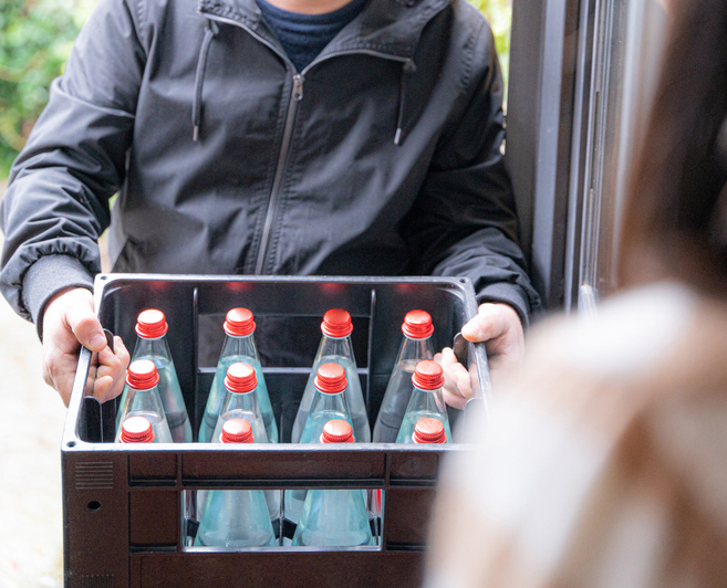 livraison de caisses de bouteilles